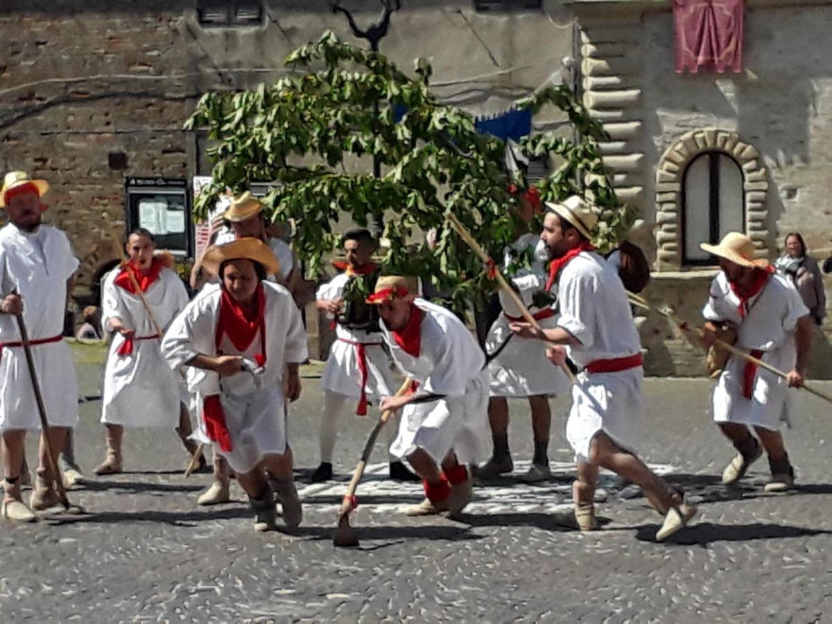 La Rosa Scarlatta Monterubbiano 외부 사진