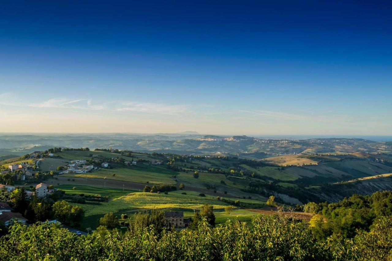 La Rosa Scarlatta Monterubbiano 외부 사진
