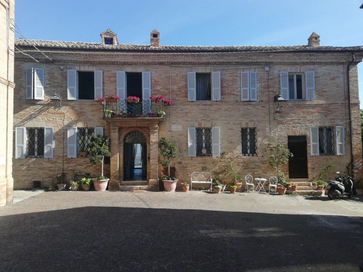 La Rosa Scarlatta Monterubbiano 외부 사진